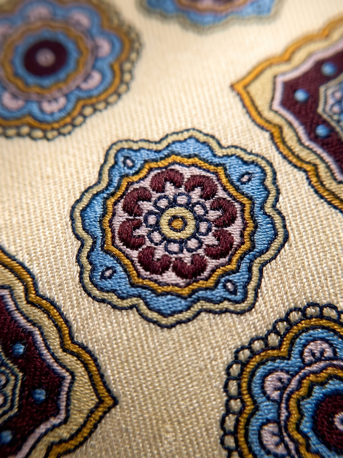Corbata Alberdi — detalle de la seda