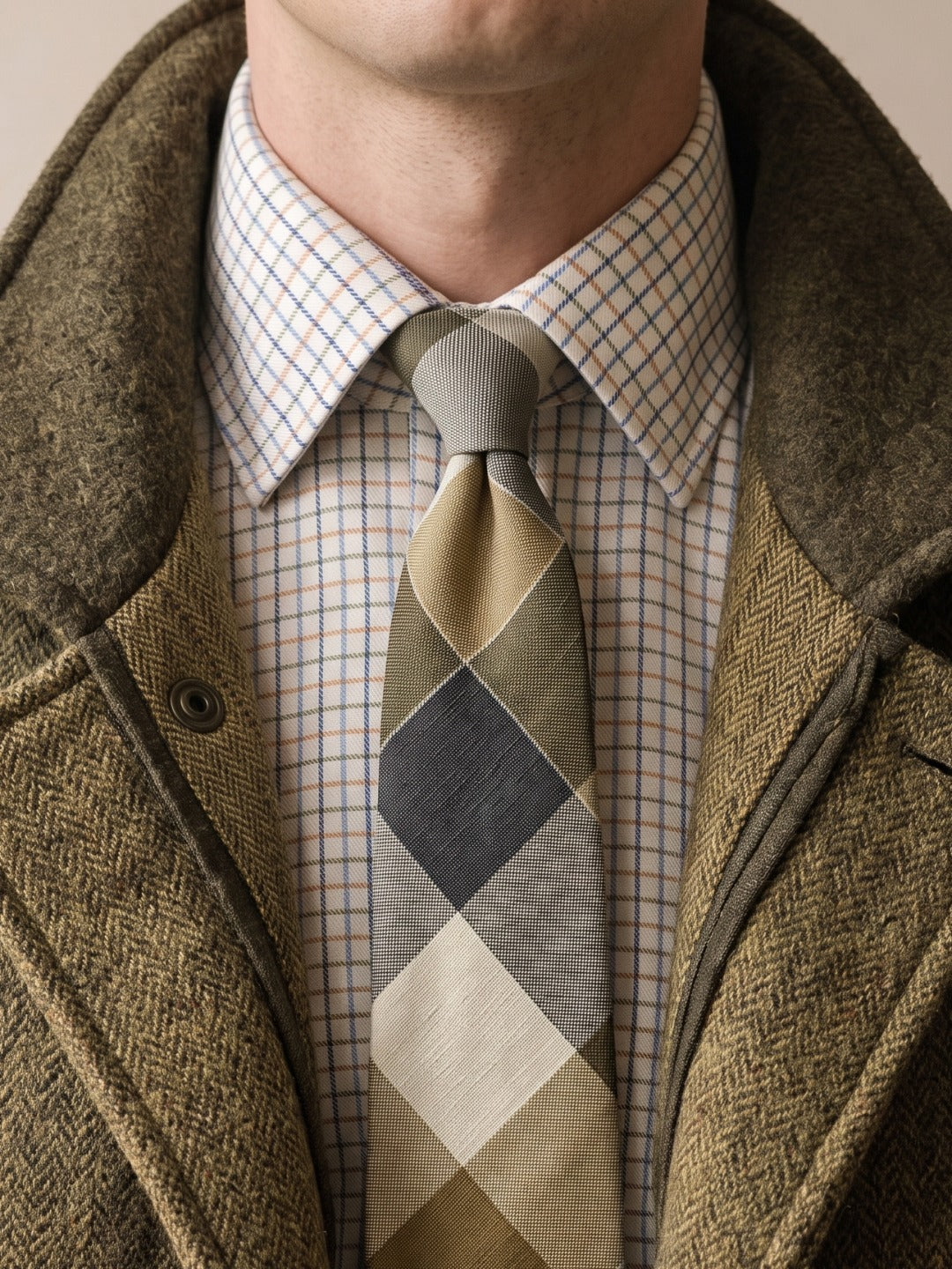 Corbata Capri — nudo puesto