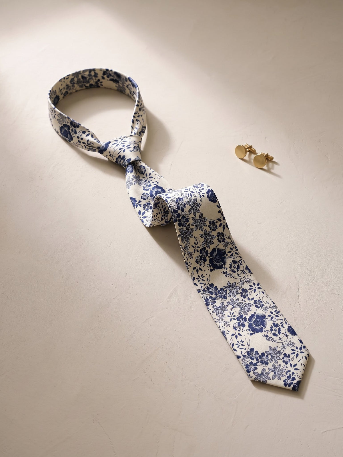 Corbata Delirio — bodegón