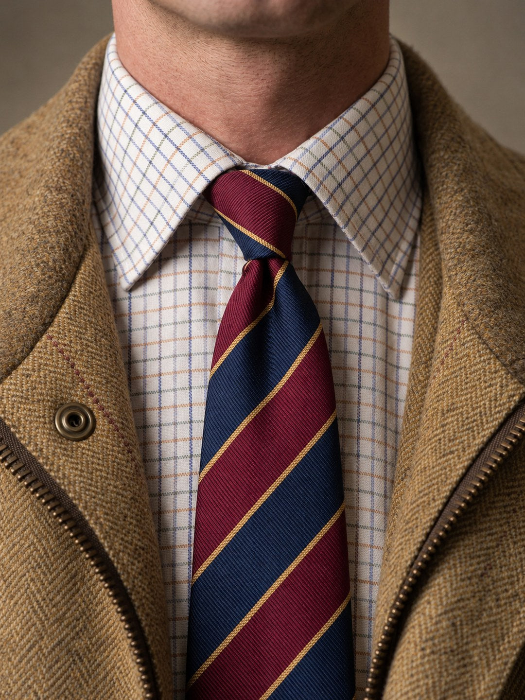 Corbata Johan — nudo puesto