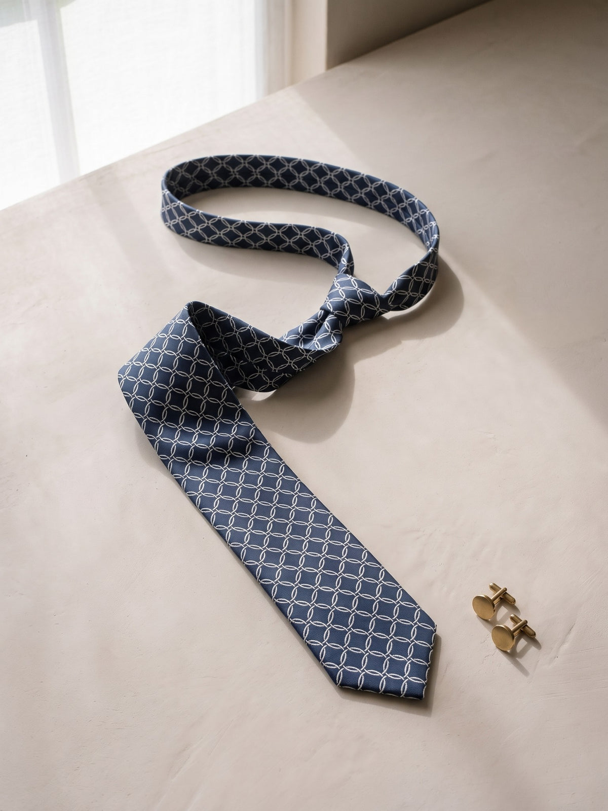 Corbata Scarpatti — bodegón